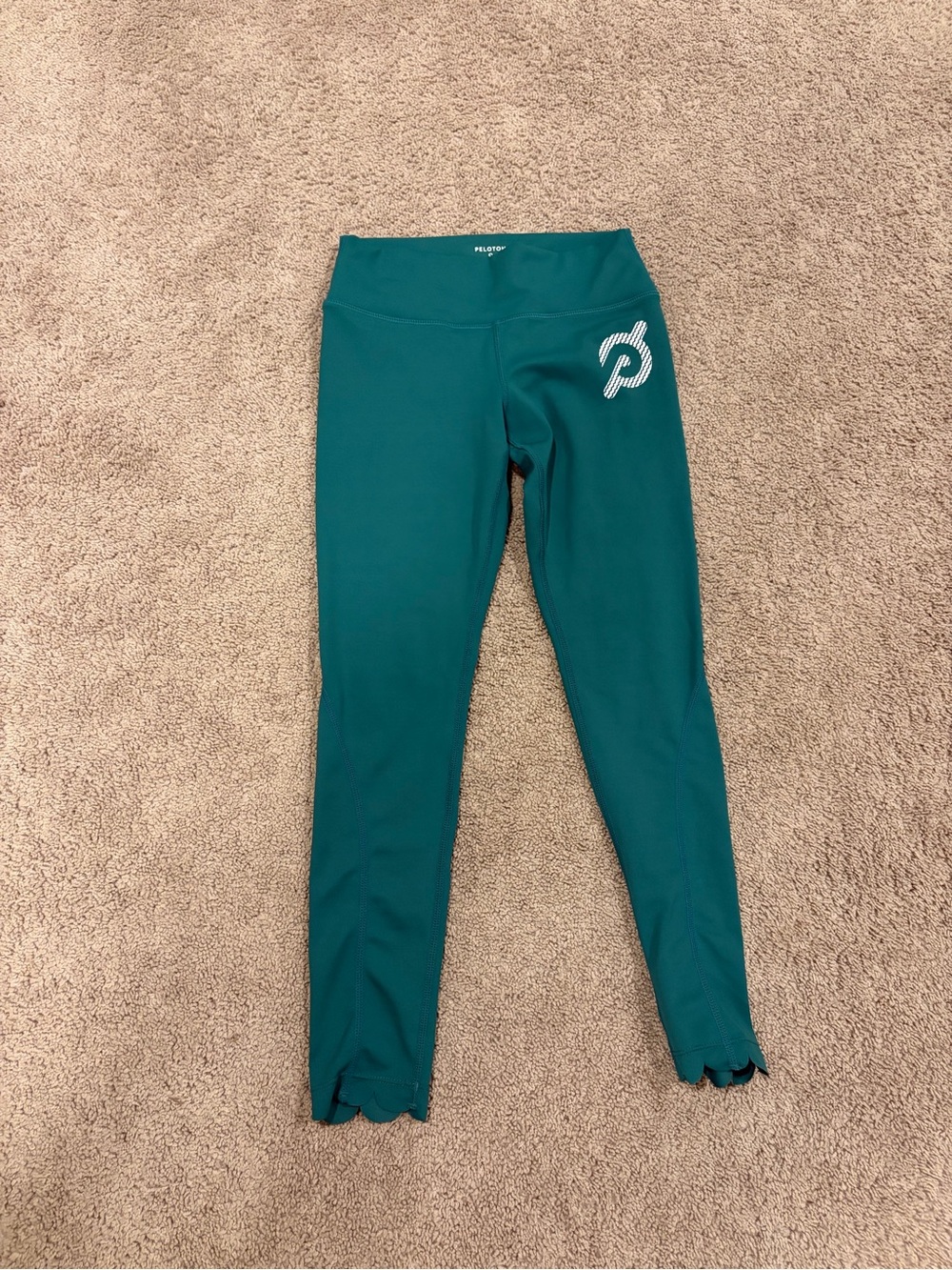 Peloton Scalloped Hem Performance Leggings